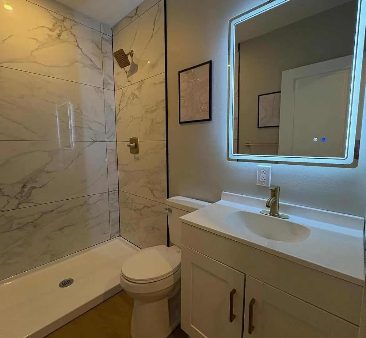 Design Apartment Eiffel Tower Paris